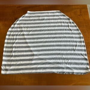 Breathable baby car seat cover with multi-use for breastfeeding or pumping